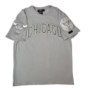 Pro Standard Chicago Bulls 6x NBA Champions Gray Tee Men's M Patch